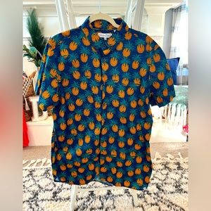 Men’s Hawaiian Button Shirt Sovereign Codes Los Angeles Pineapple Print Size XL